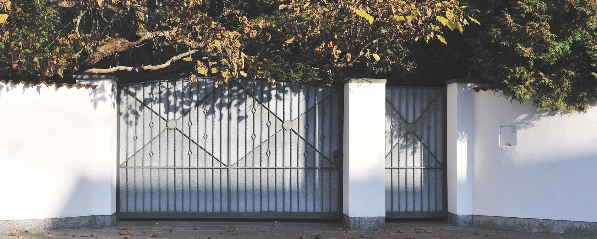 Different Types of Driveway Gate Materials